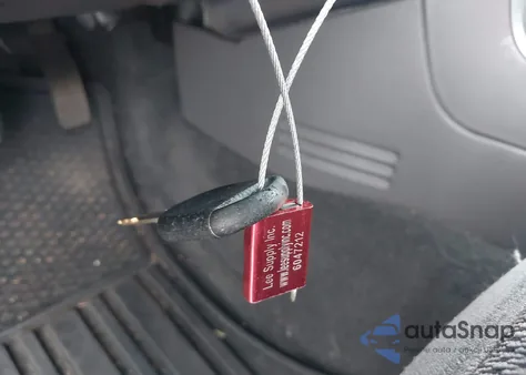 2002 Ford Explorer Xlt z USA, uszkodzony, nr VIN 1FMZU73E02UA11180